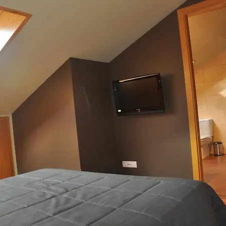 Apartaments Turistics Puigcerda - La Closa Exterior photo